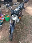 Yamaha YBR125 2001 Black - 3