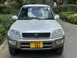 Toyota RAV4 Base 4x4 1999 Nyeupe - 1