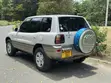 Toyota RAV4 Base 4x4 1999 Nyeupe - 4