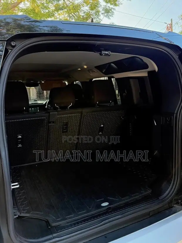 Land Rover Defender 2021 - 1