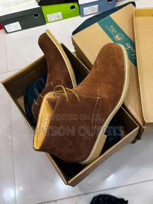 Men's Clarks Leather Boots - Brand New