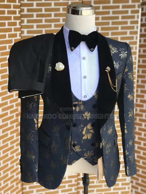 Suti ya Tuxedo 3-PC Rangi ya Bluu na Maua ya Dhahabu - 1
