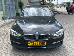 BMW 3 Series 2013 Nyeusi