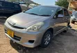 Toyota Wish 2004 Beige - 2