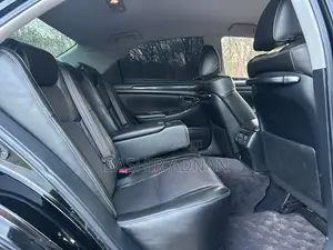 Toyota Crown Athlete 2007 Matt Black