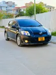 Toyota Auris 2010 Nyeusi - 5