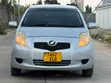Toyota Vitz 2005 Nyeupe - 1