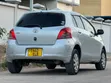Toyota Vitz 2005 Nyeupe - 3