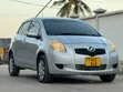 Toyota Vitz 2005 Nyeupe - 5