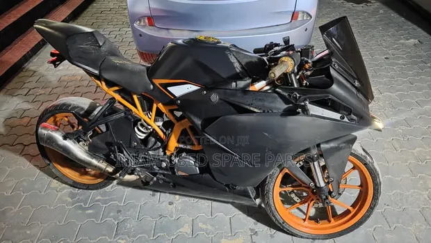 KTM RC 125 2020 Nyeusi - 1
