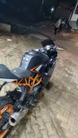 KTM RC 125 2020 Nyeusi - 4