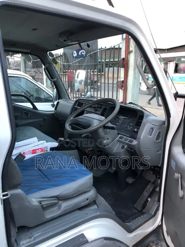 Mitsubishi Canter 1500kg - 1
