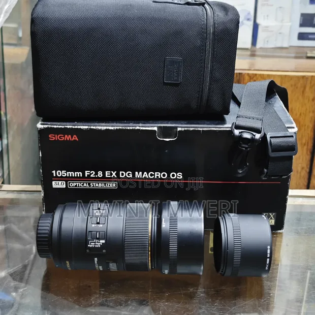 Sigma 105mm f/2.8 EX DG OS HSM Macro Lens kwa Nikon - 1