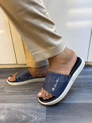 Sendos Velqaron Sandals - Men's Size 40-45