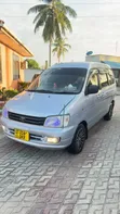 Toyota Noah SR 40 2001 Silver - 1