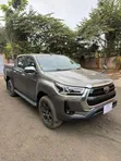 Toyota Hilux 2022 Beige - 2