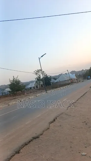 Nyumba ya Vyumba 4 Iliyopambwa kwa Uuzaji Kishiri, Mwanza