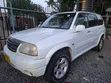 Suzuki Escudo 2002 Nyeupe - 3