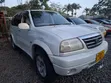 Suzuki Escudo 2002 Nyeupe - 4