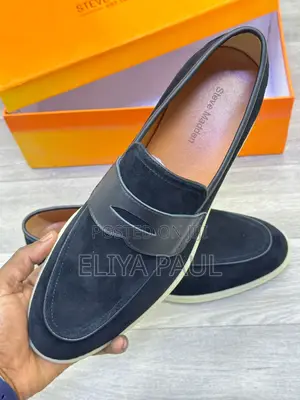 Steve Madden Suede Loafers - Mpya Kabisa