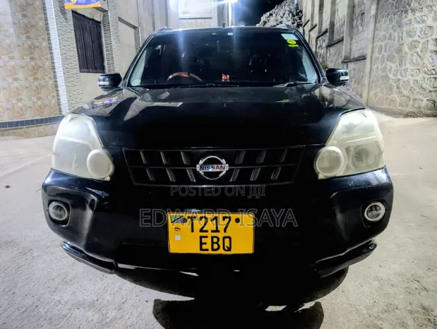 Nissan X-Trail 2008 Black - 1