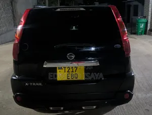 Nissan X-Trail 2008 Nyeusi
