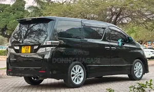 Toyota Vellfire 2010 Nyeusi