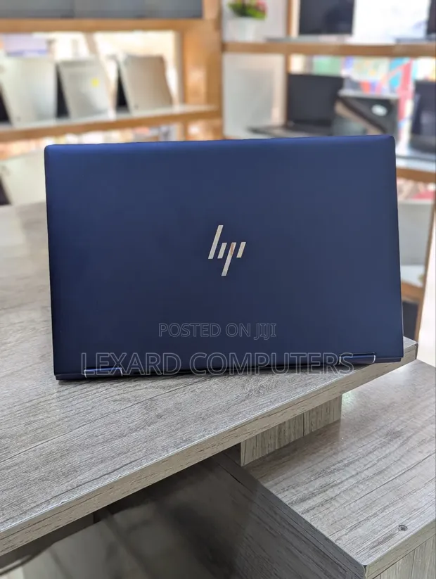 Laptop HP Elite Dragonfly G4 - 8GB RAM, 256GB SSD - 1