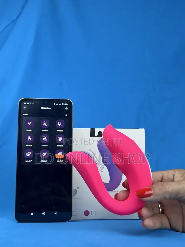 Wearable C-Shaped Couple's Vibrator - 1
