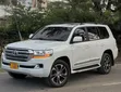 Toyota Land Cruiser 2014 Nyeupe - 2