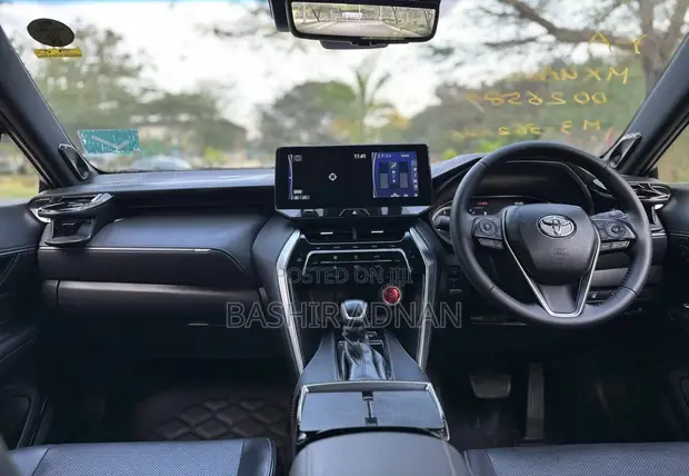 Toyota Harrier Z Package 2020 - 1