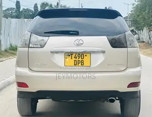 Toyota Harrier 2004 Nyeupe