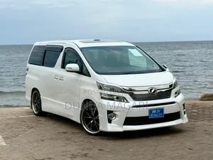 Toyota Vellfire 2011 Nyeupe