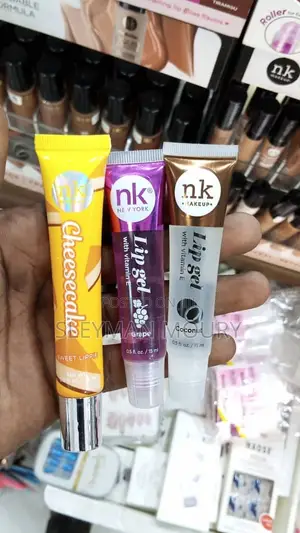 Naked Lip Gloss Gel