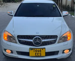 Mercedes-Benz C-Class 2009