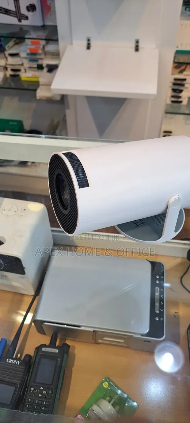 Borrego Smart Ultra Android Projector - 1