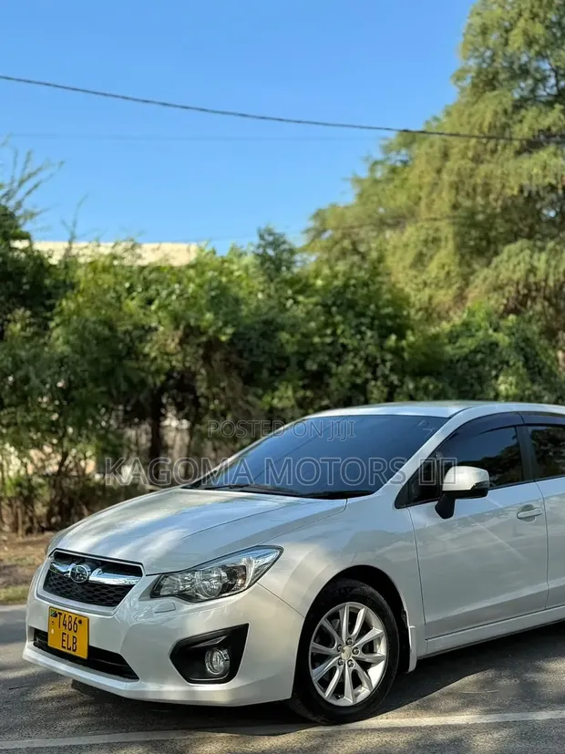 Subaru Impreza 2010 Nyeupe - 1