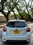 Subaru Impreza 2010 Nyeupe - 3