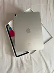 Apple iPad 10.2 (2021) 128GB Nyeupe - 2