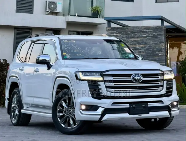 Toyota Land Cruiser LC300 ZX 2023 - 1