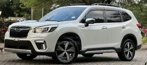 Subaru Forester 2020 Nyeupe