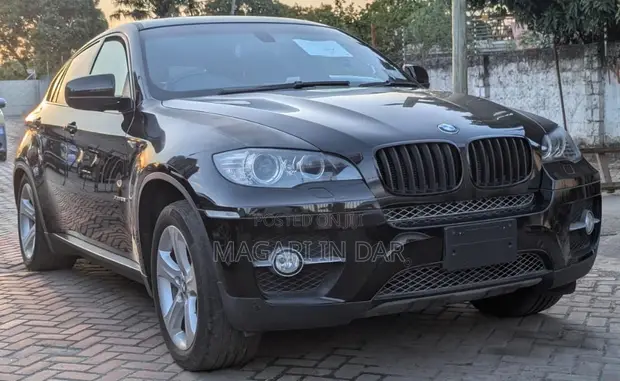 BMW X6 2011 Nyeusi - 1