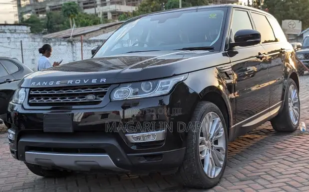 Land Rover Range Rover Sport 2015 Nyeusi - 1
