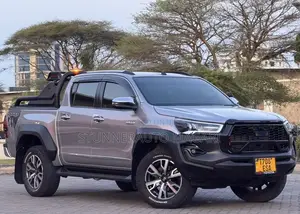 Toyota Hilux 2020 Double Cab Rocco