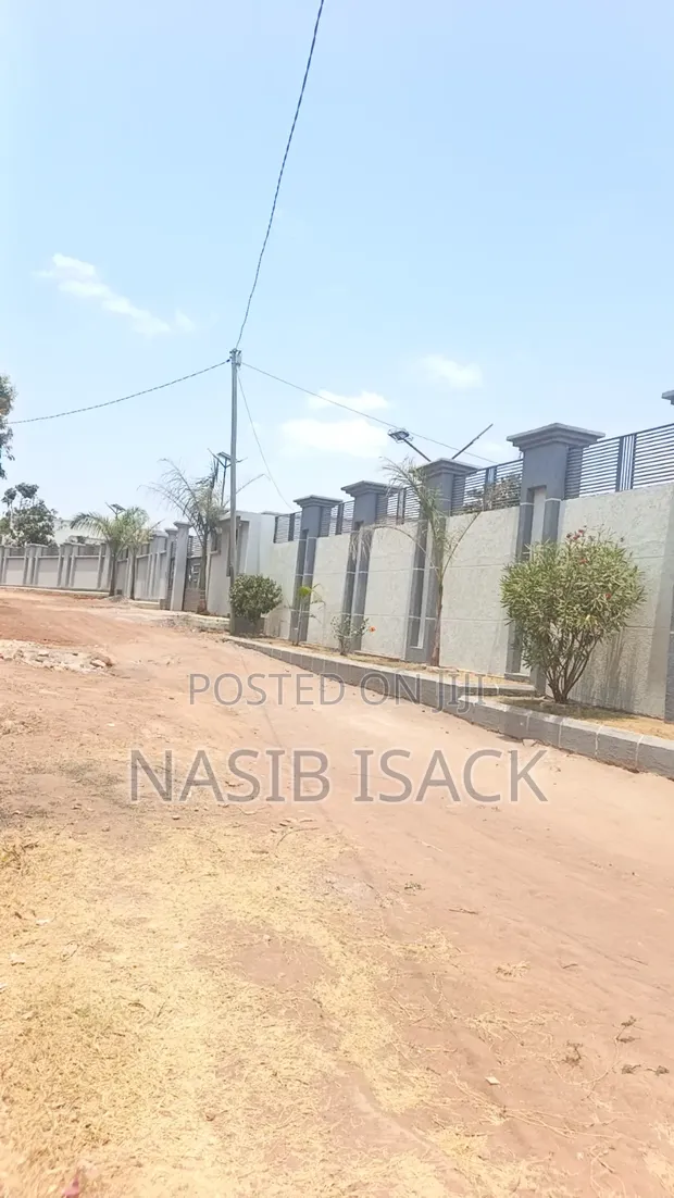 Land for Sale in Mwanza Busweru - 1
