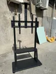Stand ya TV ya Metal Inayohamishika (Hadi 90") na Rafu Mbili - 2