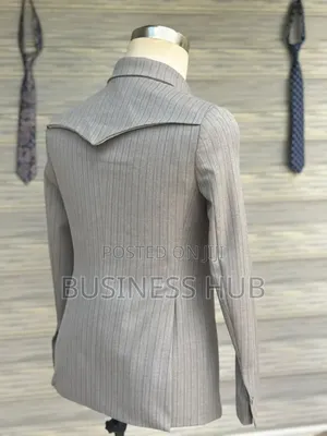 CAUNDA Men's Q Fashion Suit