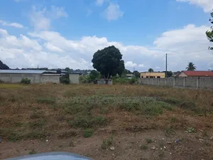 Kiwanja Kinauzwa - Mbweni Mpiji