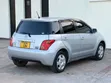 Toyota IST 2005 Nyeupe - 5