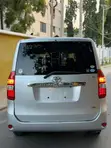 Toyota Noah 2012 Nyeupe - 5